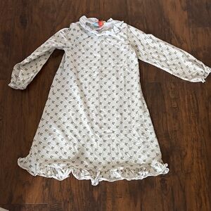 Girls' White Floral Long-Sleeve Nightgown with Ruffle Trim